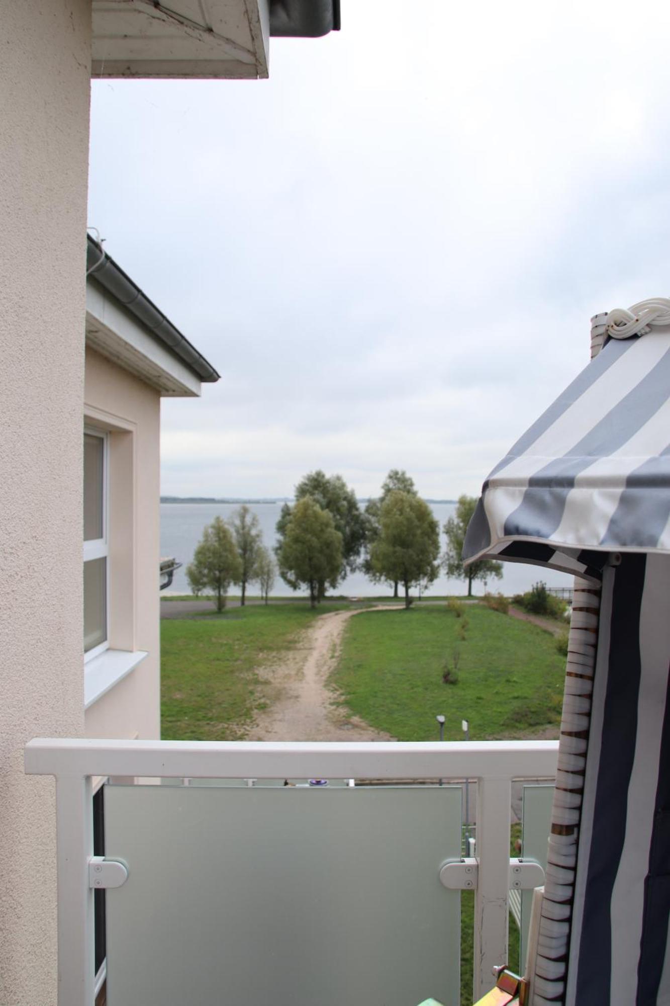 Ferienwohnung Im Palais Am See Am Goitzschesee Bitterfeld-Wolfen Esterno foto